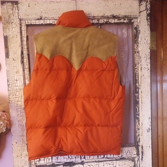 Pacific Trail Orange Puffer Vest - Picture 3 of 3